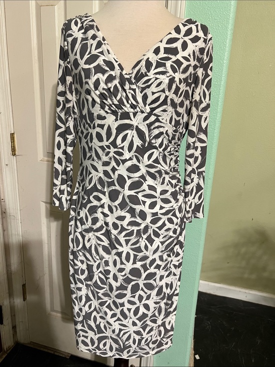 Ralph Lauren Dresses & Skirts - Ralph Lauren Black & White Wrap-Front Sheath Dress